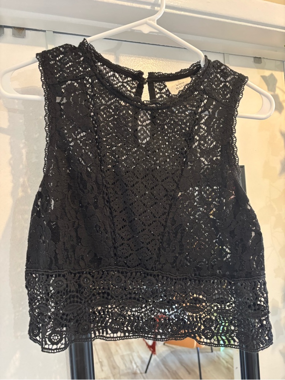 Knox Rose Black Crochet Lace Crop Tank